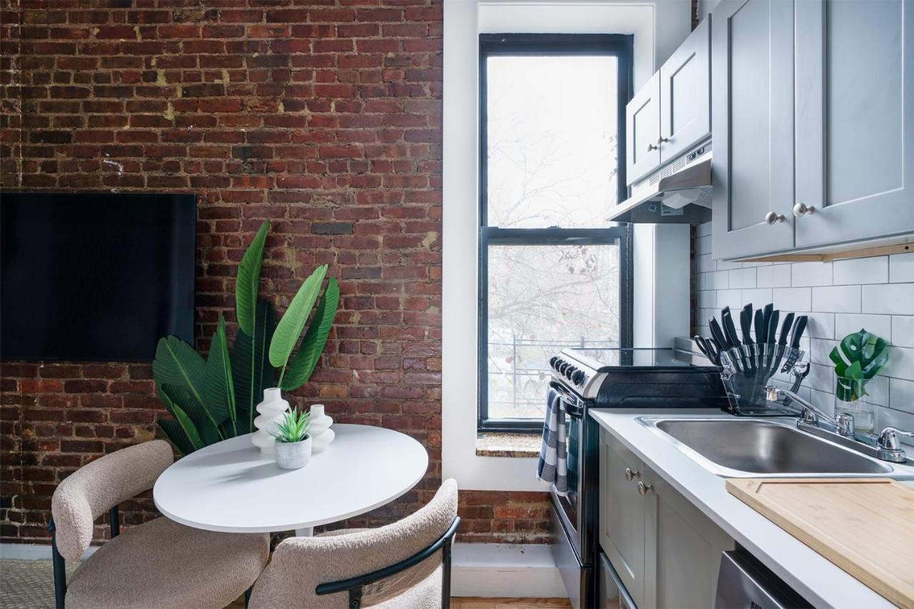 153-1g Newly Renovated 2br Lower East Side Nova York